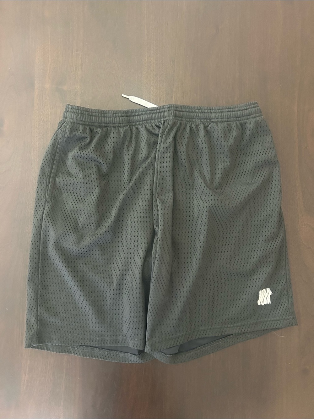 Undefeated Men's XL Five Strikes Black Mesh Athletic Basketball Gym Shorts